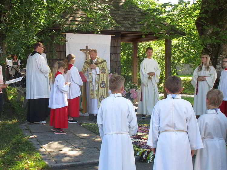 Fronleichnamsprozession in Wegscheid, Kohlbauerkapelle 2017 Fronleichnamsprozession in Wegscheid, Kohlbauerkapelle 2017